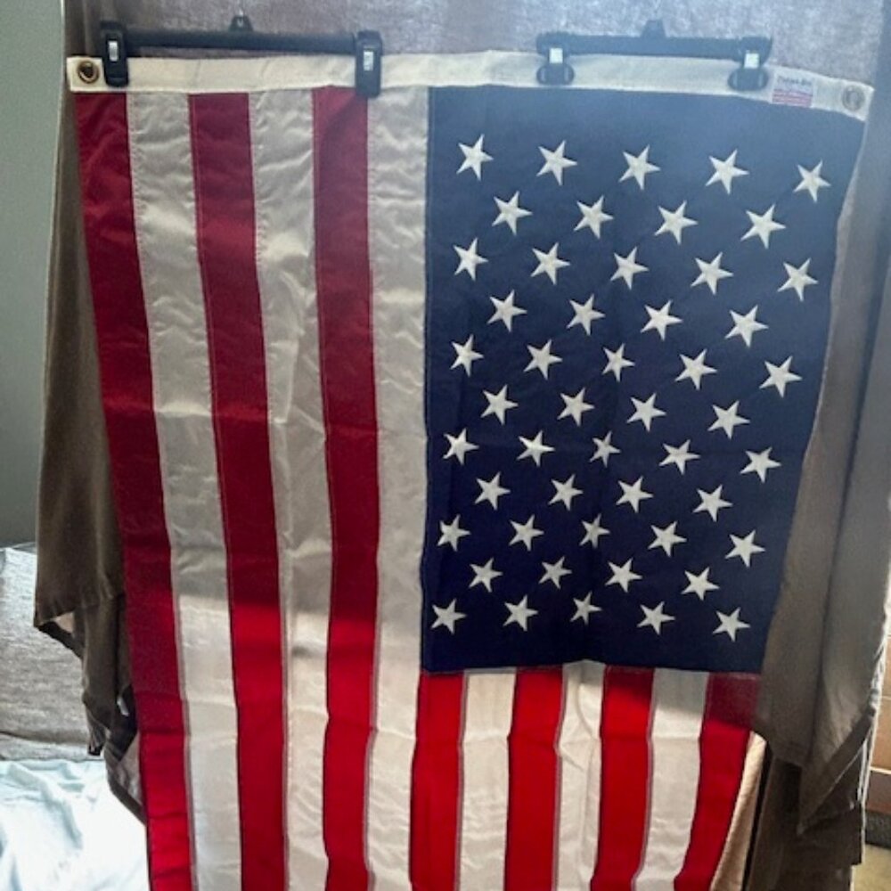 Vntg Valley Forge Nylon FLAG Flown Over Capitol 3'x5' with Box & COA 1987-Levin